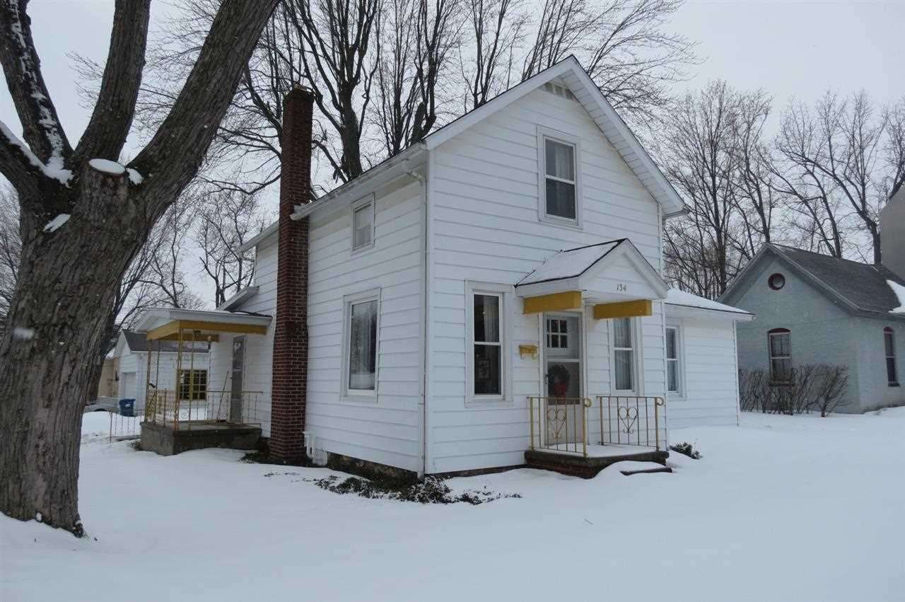 134 E Maple, Bremen, IN 46506 photo 1