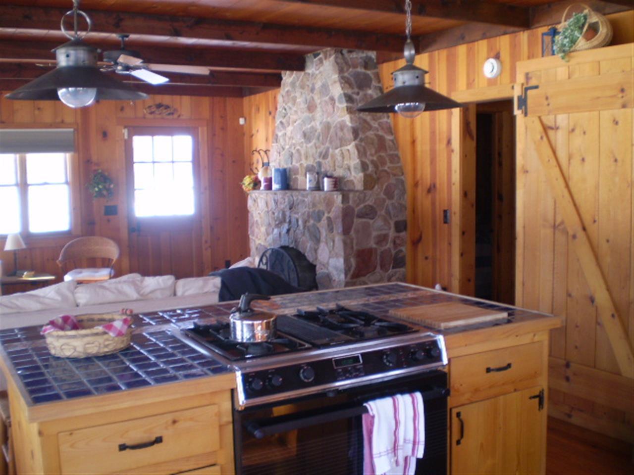 9305 E Promontory Point Dr, Syracuse, IN 46567 photo 5