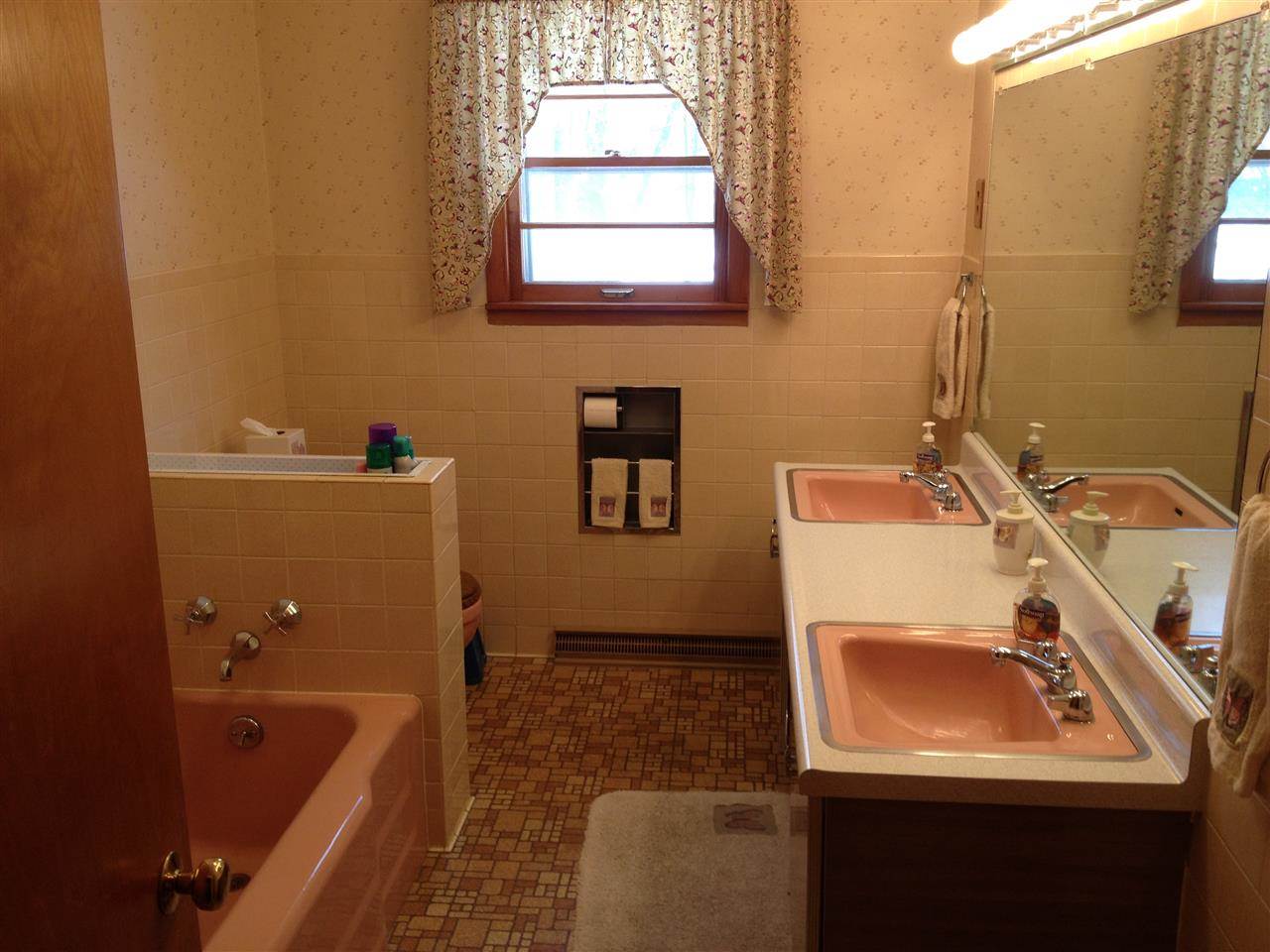 2065 S Flora Dr, Peru, IN 46970 photo 6