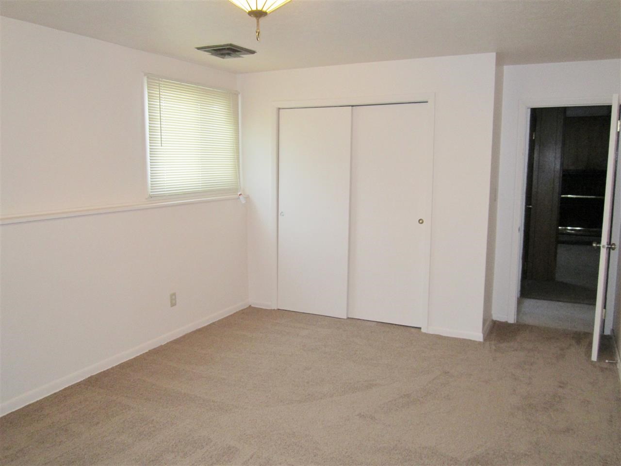 833 E 11th St, Mishawaka, IN 46544 photo 14