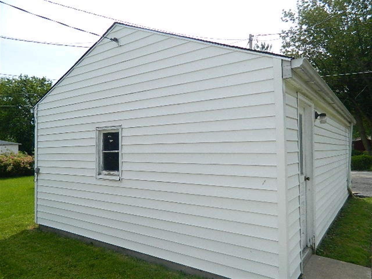 2610 S Nebraska St, Marion, IN 46953 photo 12