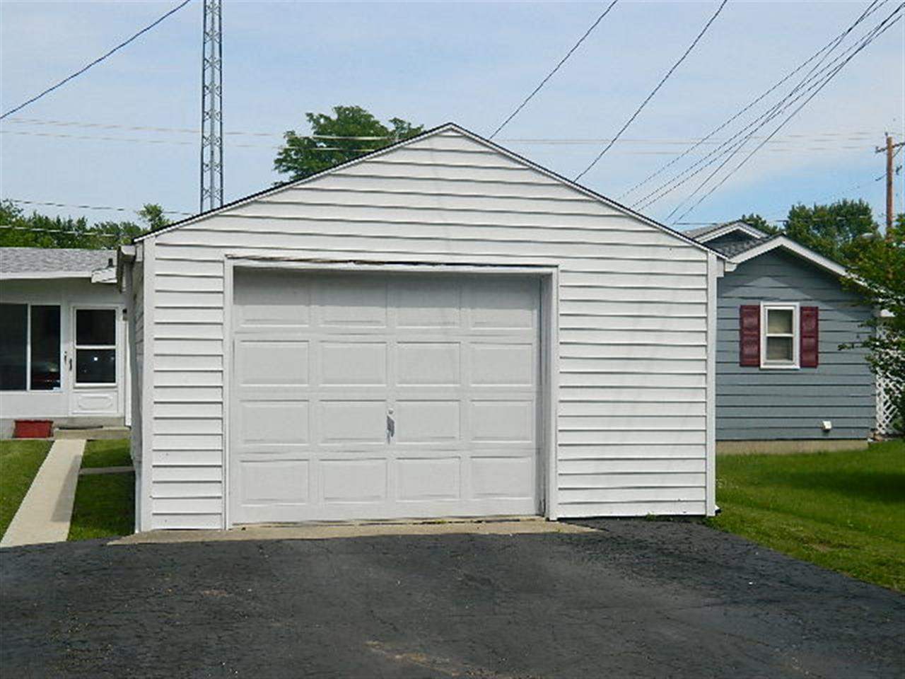 2610 S Nebraska St, Marion, IN 46953 photo 13