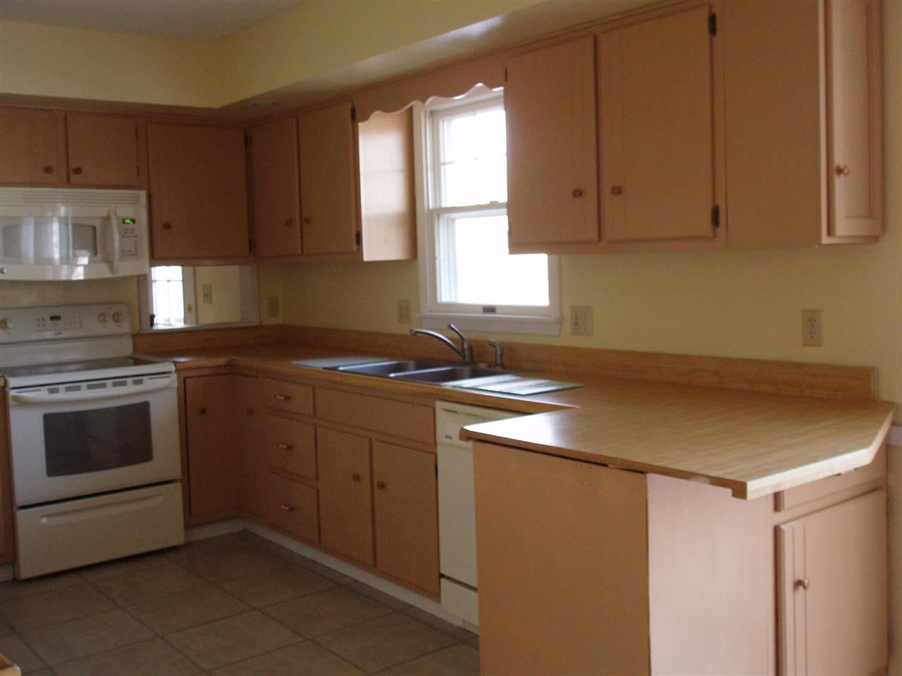 204 Dawn Estates Dr, Middlebury, IN 46540 photo 8
