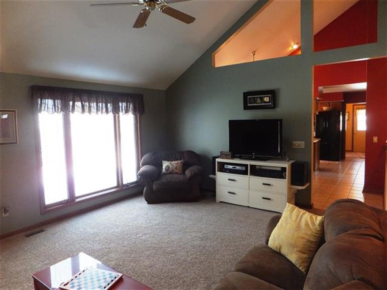 672 W 675 N, Leesburg, IN 46538 photo 7