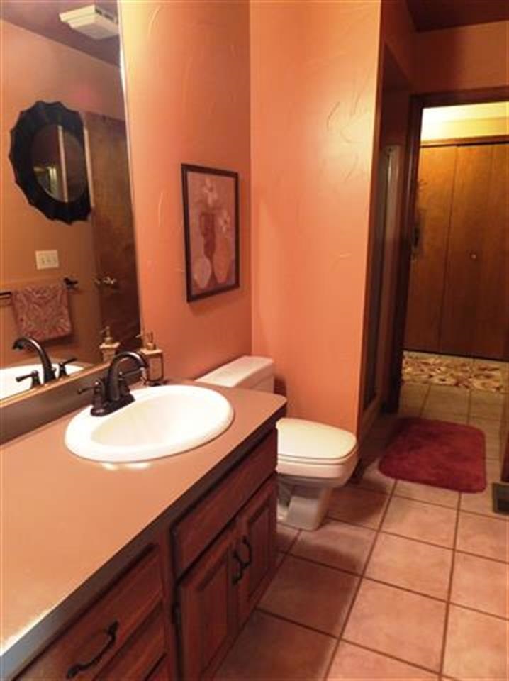 672 W 675 N, Leesburg, IN 46538 photo 12