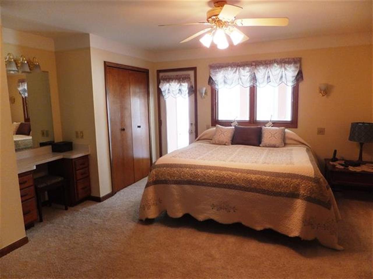 672 W 675 N, Leesburg, IN 46538 photo 8