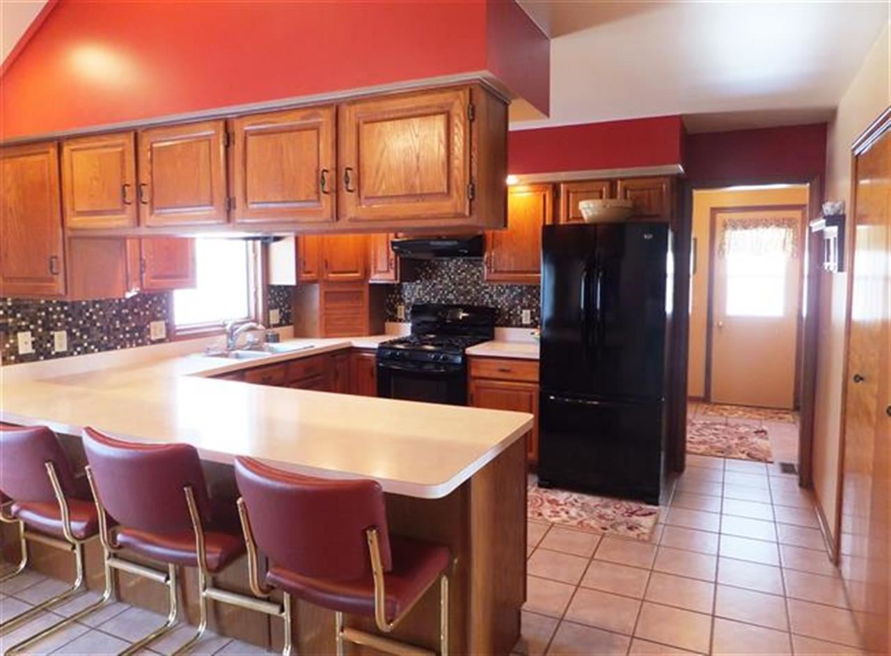 672 W 675 N, Leesburg, IN 46538 photo 5
