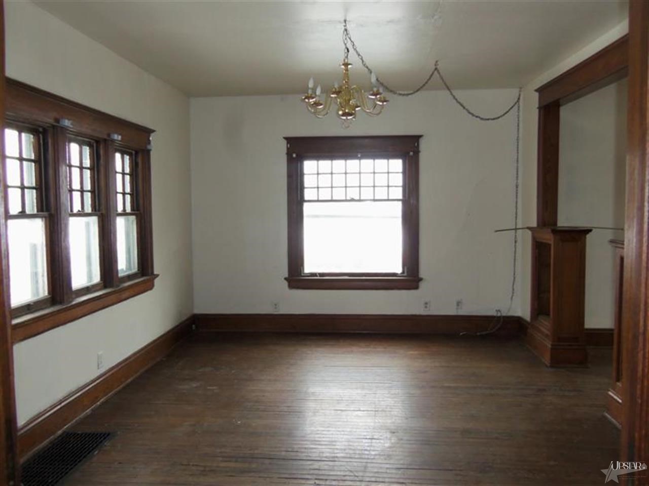 3131 Fairfield Ave, Fort Wayne, IN 46807 photo 4