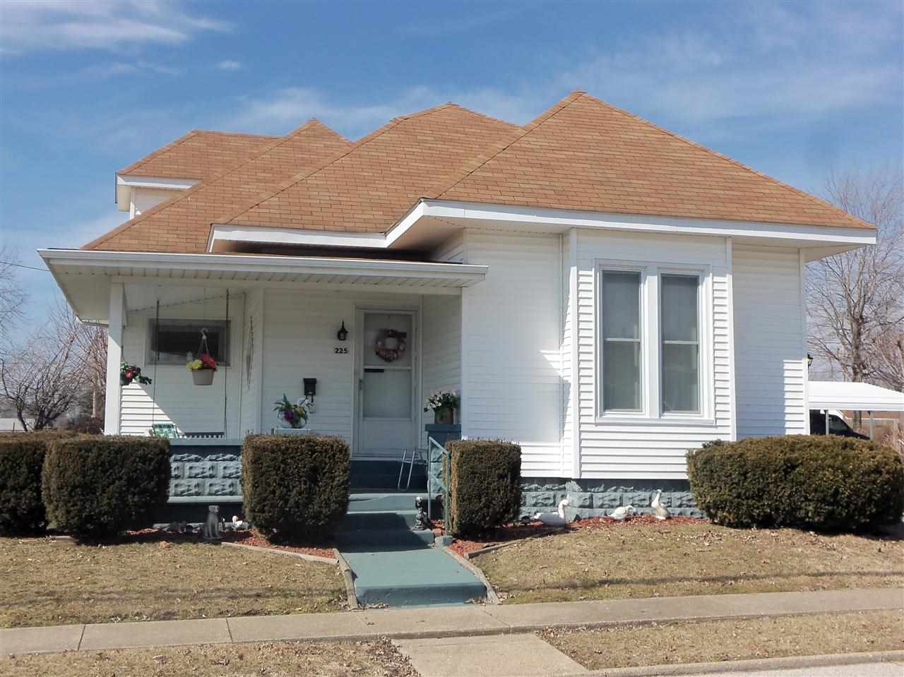225 Ogdon St, Washington, IN 47501 photo 1