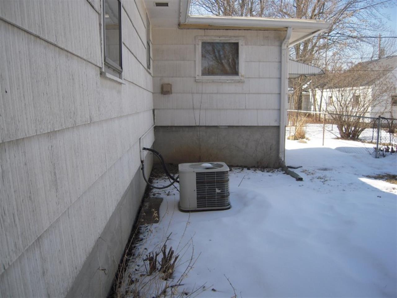 508 Ann St, Frankfort, IN 46041 photo 3
