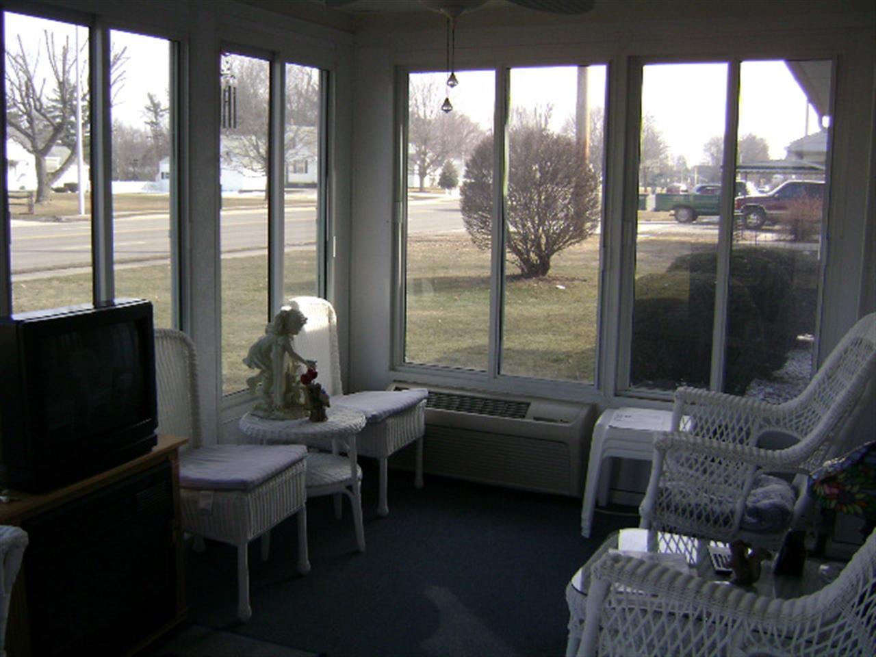 303 S Dixon Rd, Kokomo, IN 46901 photo 9
