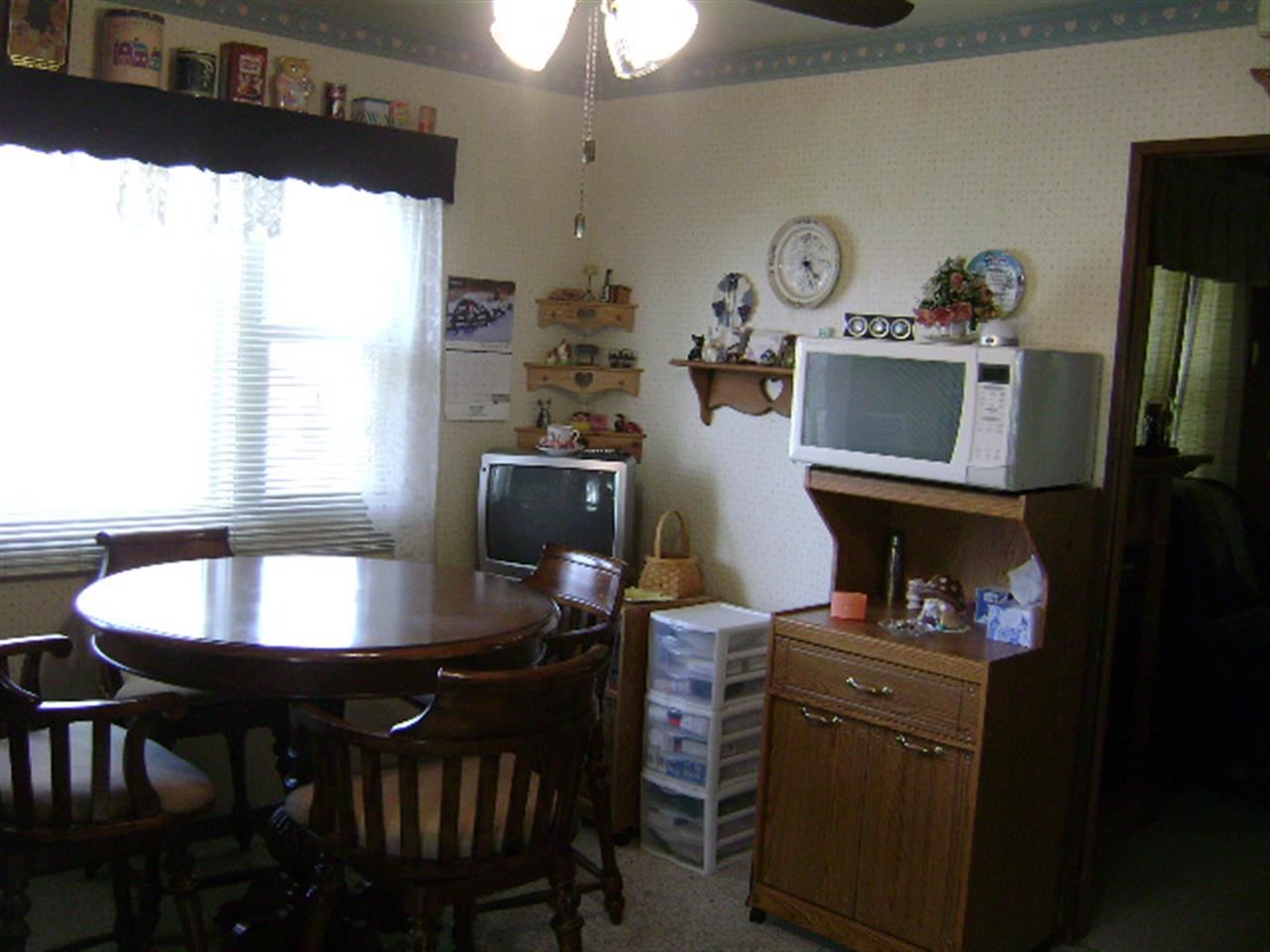 303 S Dixon Rd, Kokomo, IN 46901 photo 4