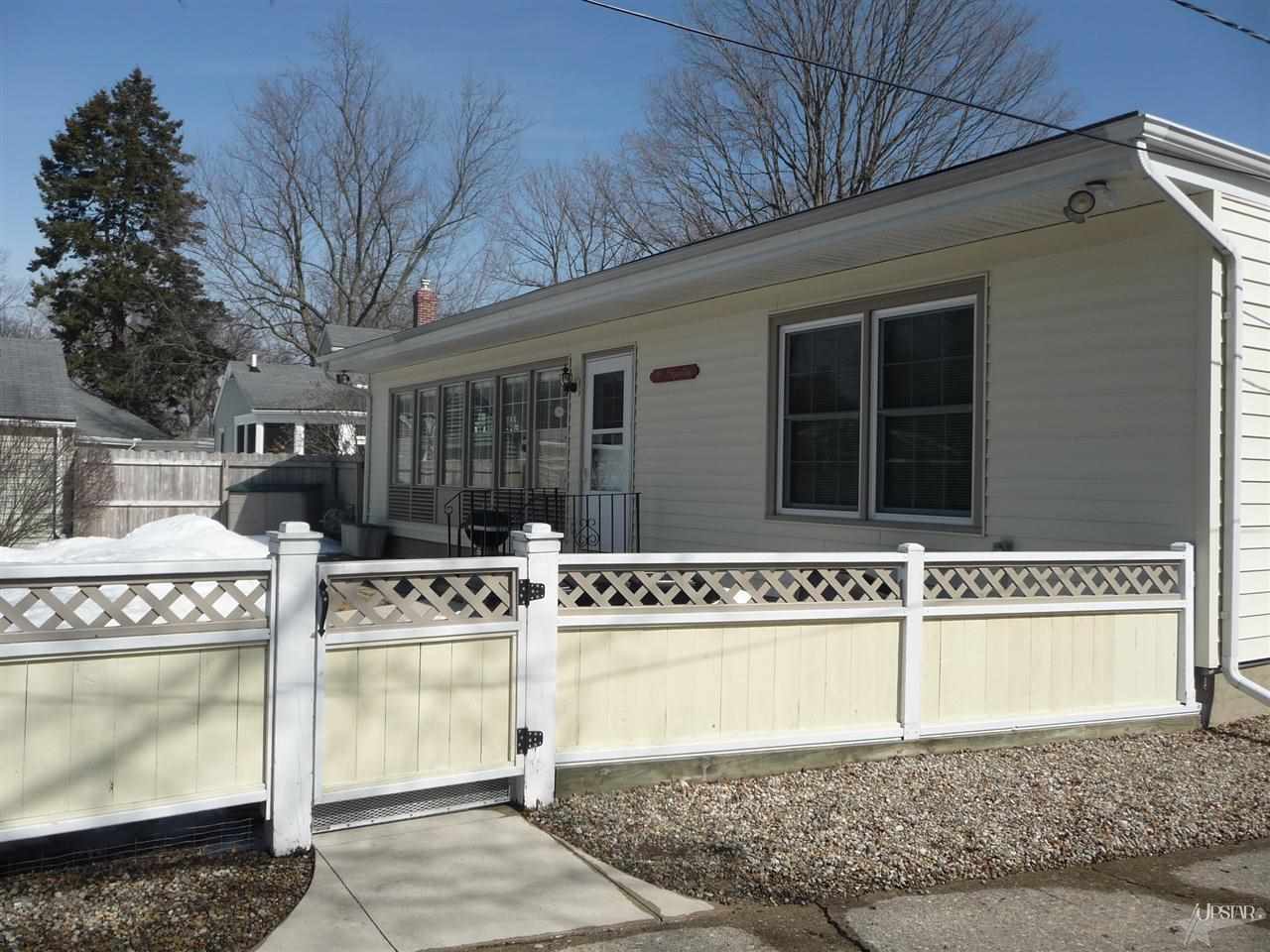 3646 Hiawatha Blvd, Fort Wayne, IN 46809 photo 5