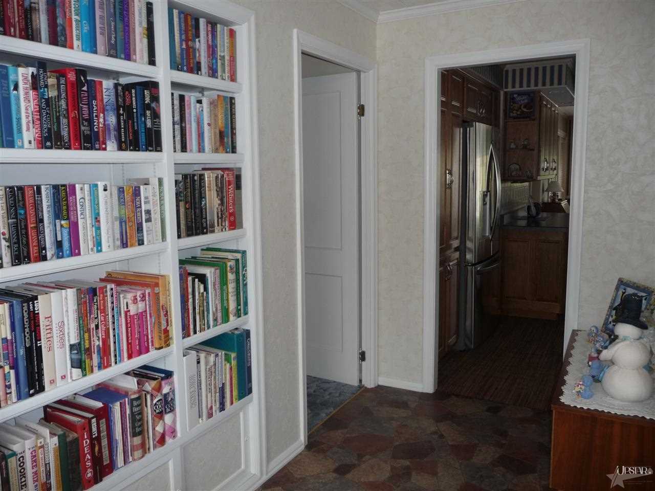 3646 Hiawatha Blvd, Fort Wayne, IN 46809 photo 11