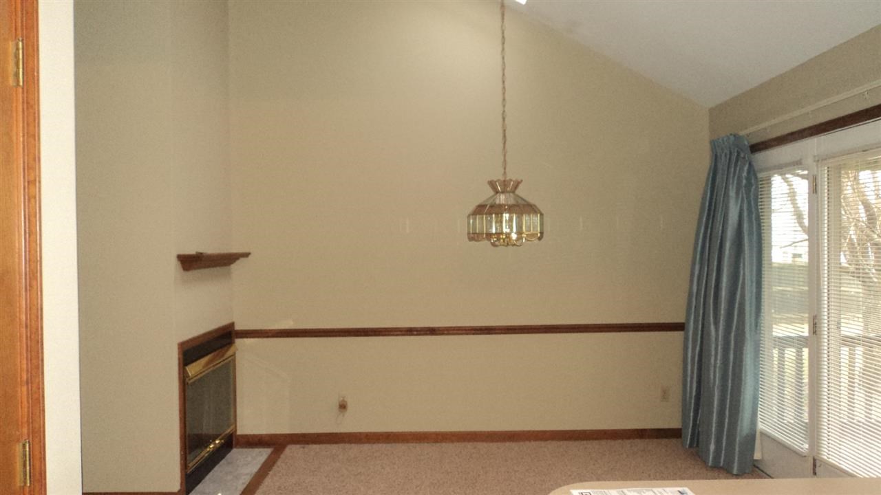 1801 Dove Ln, Evansville, IN 47715 photo 5