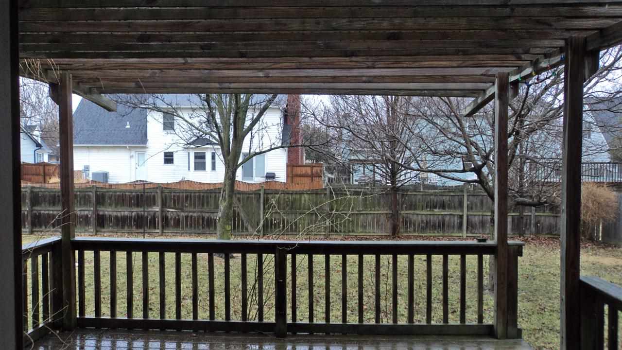 1801 Dove Ln, Evansville, IN 47715 photo 9