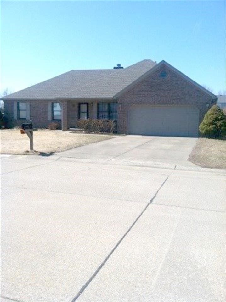 1801 Dove Ln, Evansville, IN 47715 photo 1