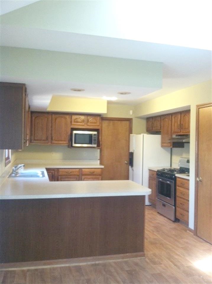 1801 Dove Ln, Evansville, IN 47715 photo 3