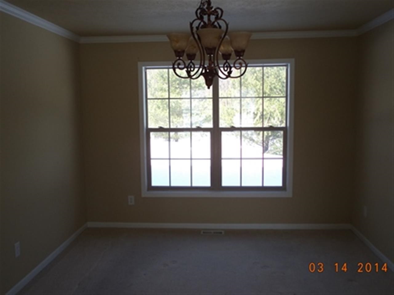 57131 Pine Needle Ct, South Bend, IN 46619 photo 5