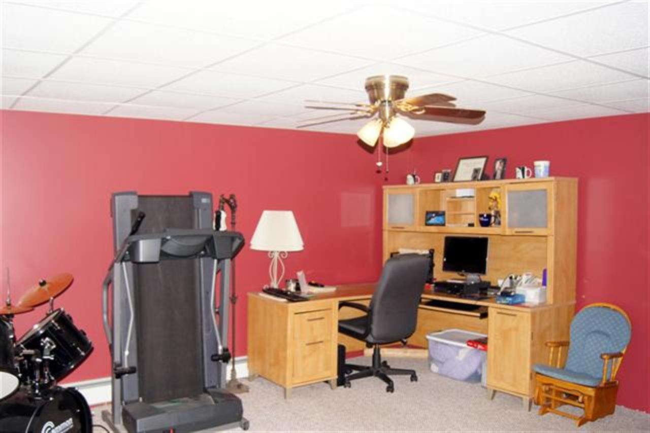 301 E Casey St, Hebron, IN 46341 photo 18