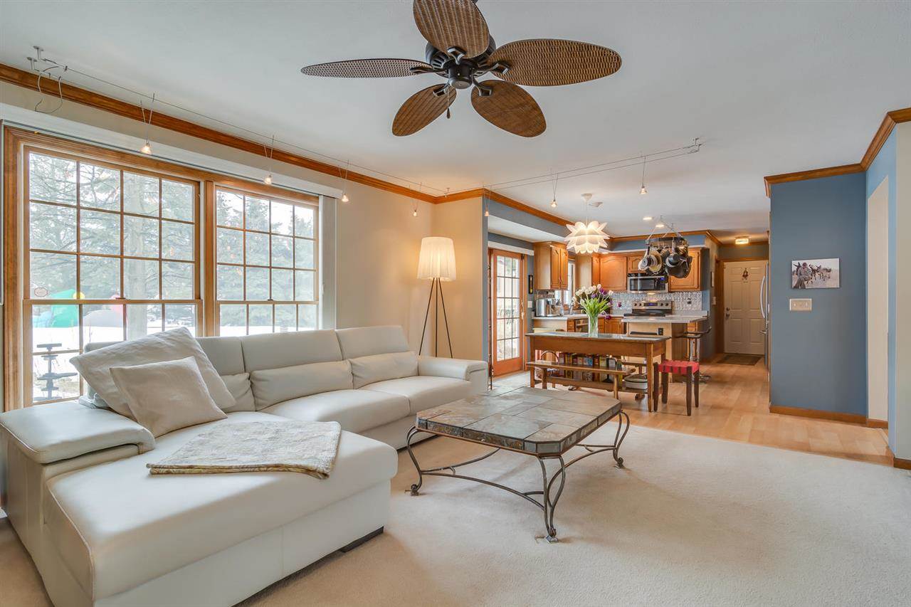 17160 Darden Rd, Granger, IN 46530 photo 6
