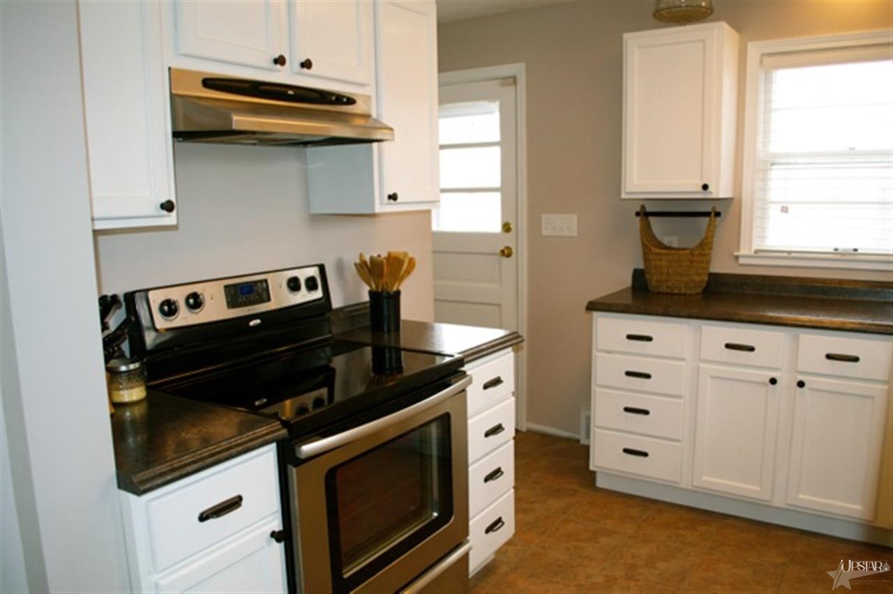 1022 Park Ave, New Haven, IN 46774 photo 9