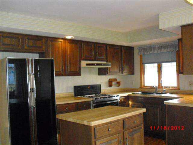 1106 S Lake Dr, Syracuse, IN 46567 photo 7