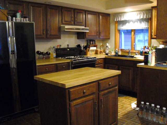1106 S Lake Dr, Syracuse, IN 46567 photo 2