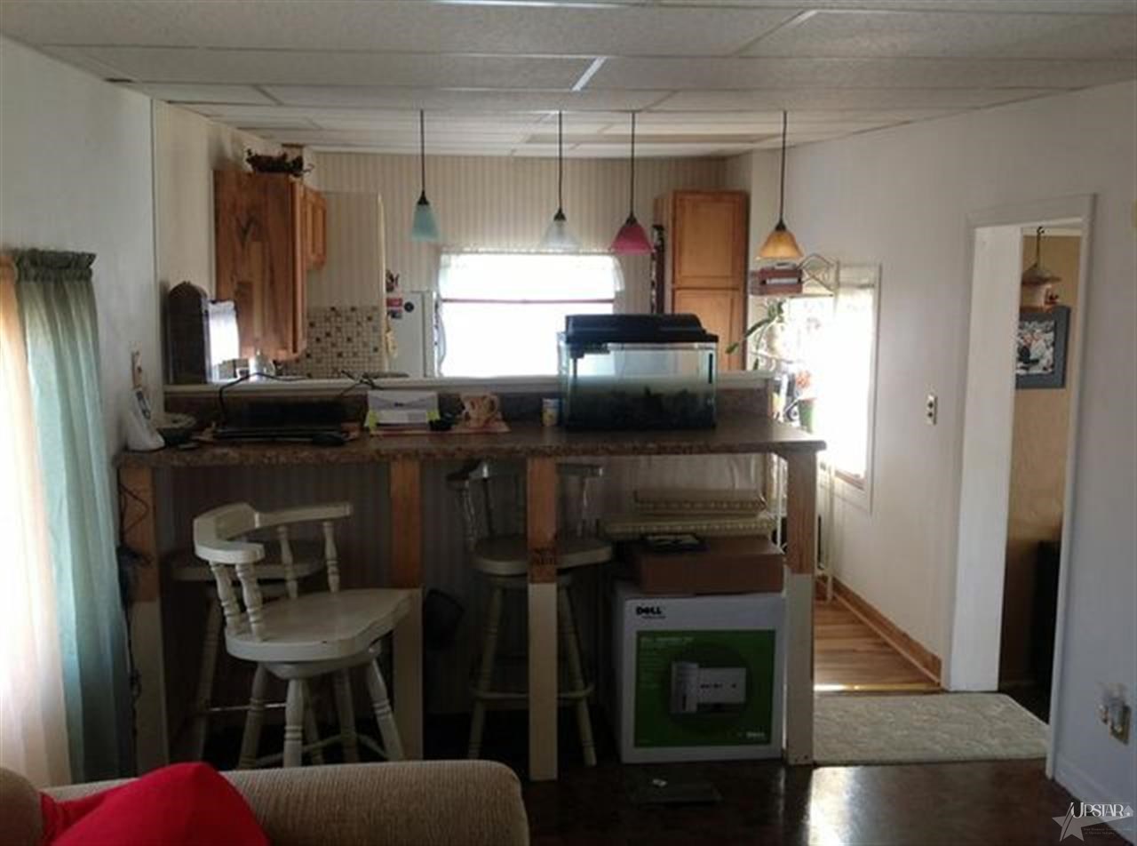 120 Egolf St, Churubusco, IN 46723 photo 7