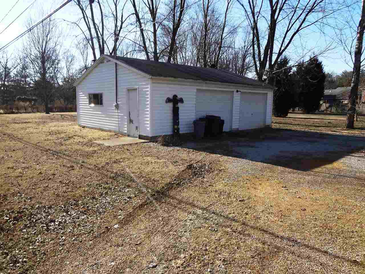 2724 N Court Dr, Evansville, IN 47711 photo 17
