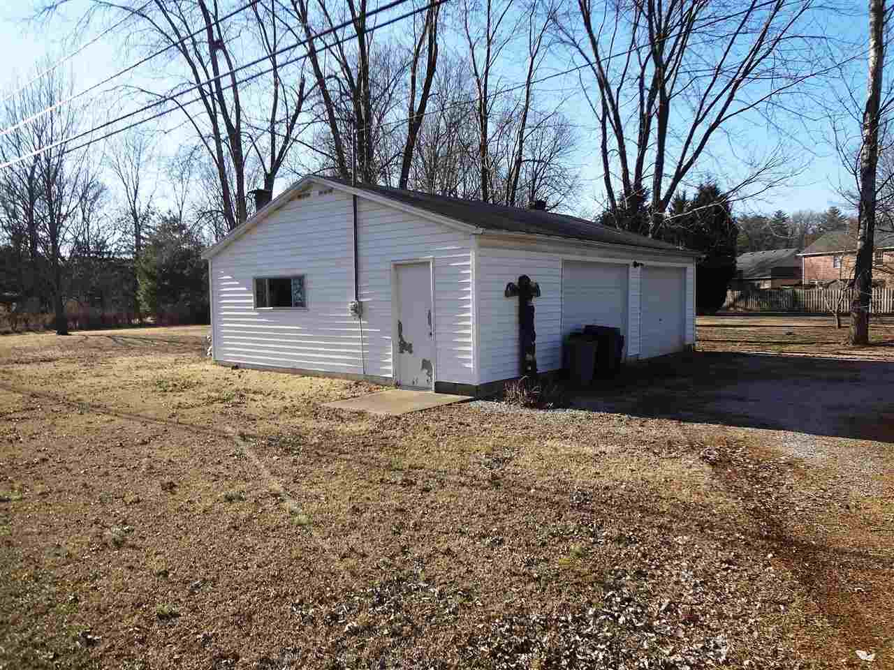2724 N Court Dr, Evansville, IN 47711 photo 16