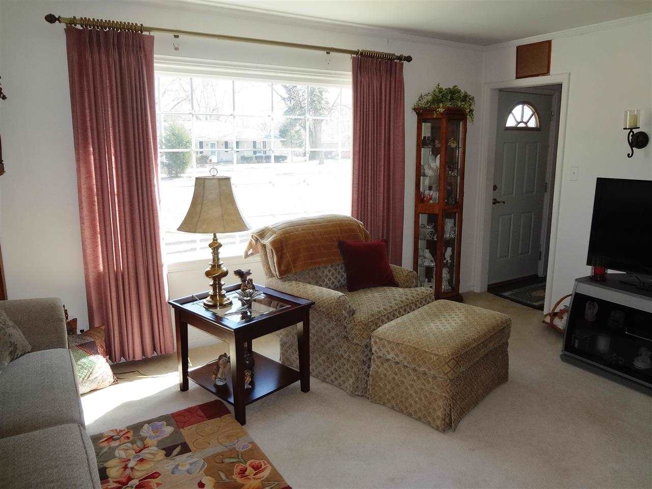 2724 N Court Dr, Evansville, IN 47711 photo 4