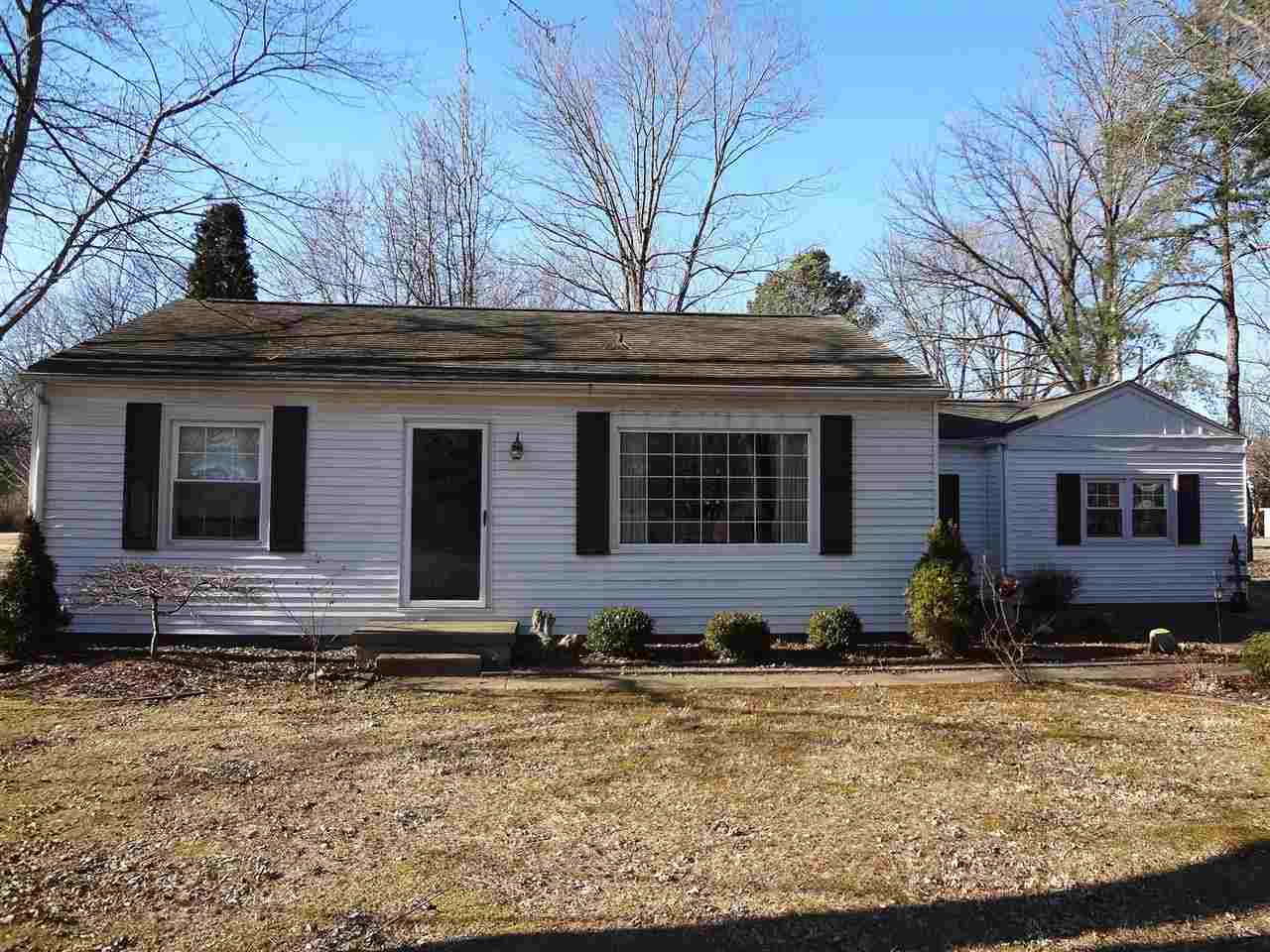 2724 N Court Dr, Evansville, IN 47711 photo 1