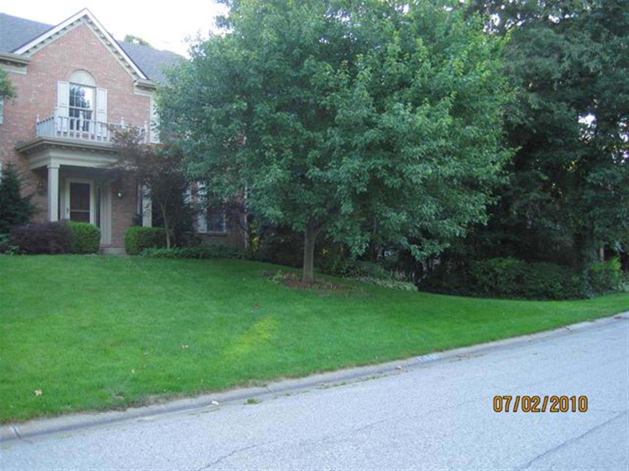 17640 Fall Creek Dr, Granger, IN 46530 photo 28