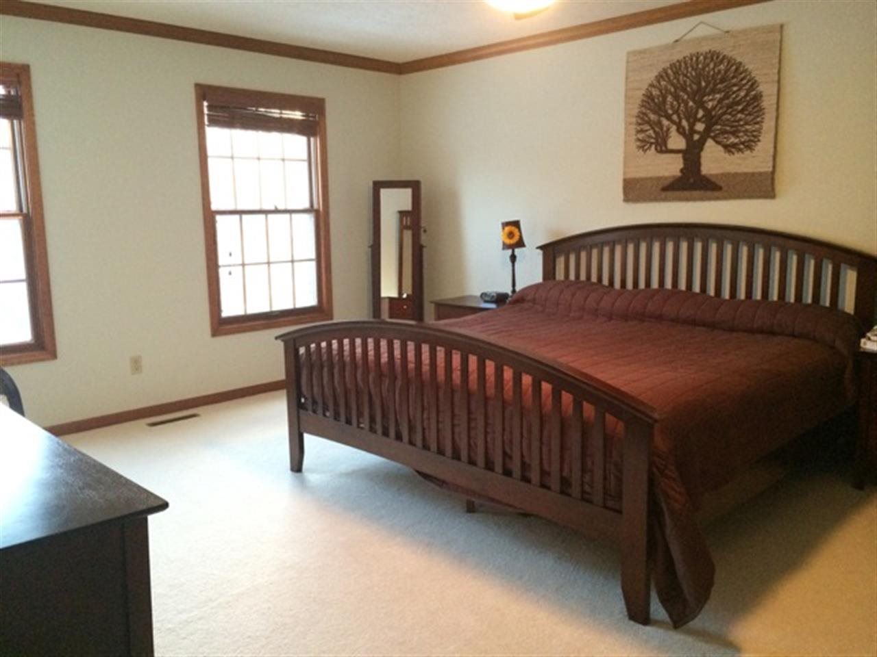 17640 Fall Creek Dr, Granger, IN 46530 photo 9