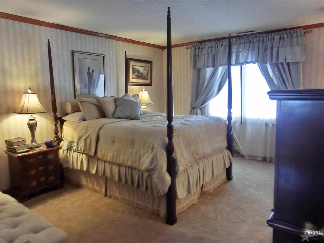 5635 Oak Pointe Dr, Fort Wayne, IN 46845 photo 12