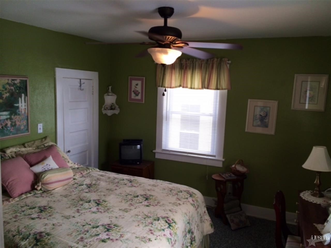 1148 Kinnaird Ave, Fort Wayne, IN 46807 photo 10