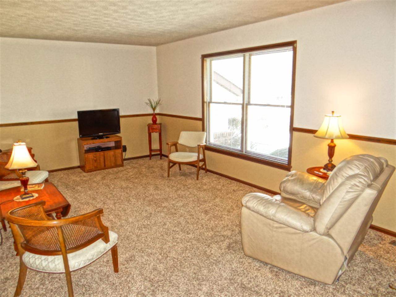 4105 Willowood Dr, Lafayette, IN 47905 photo 3