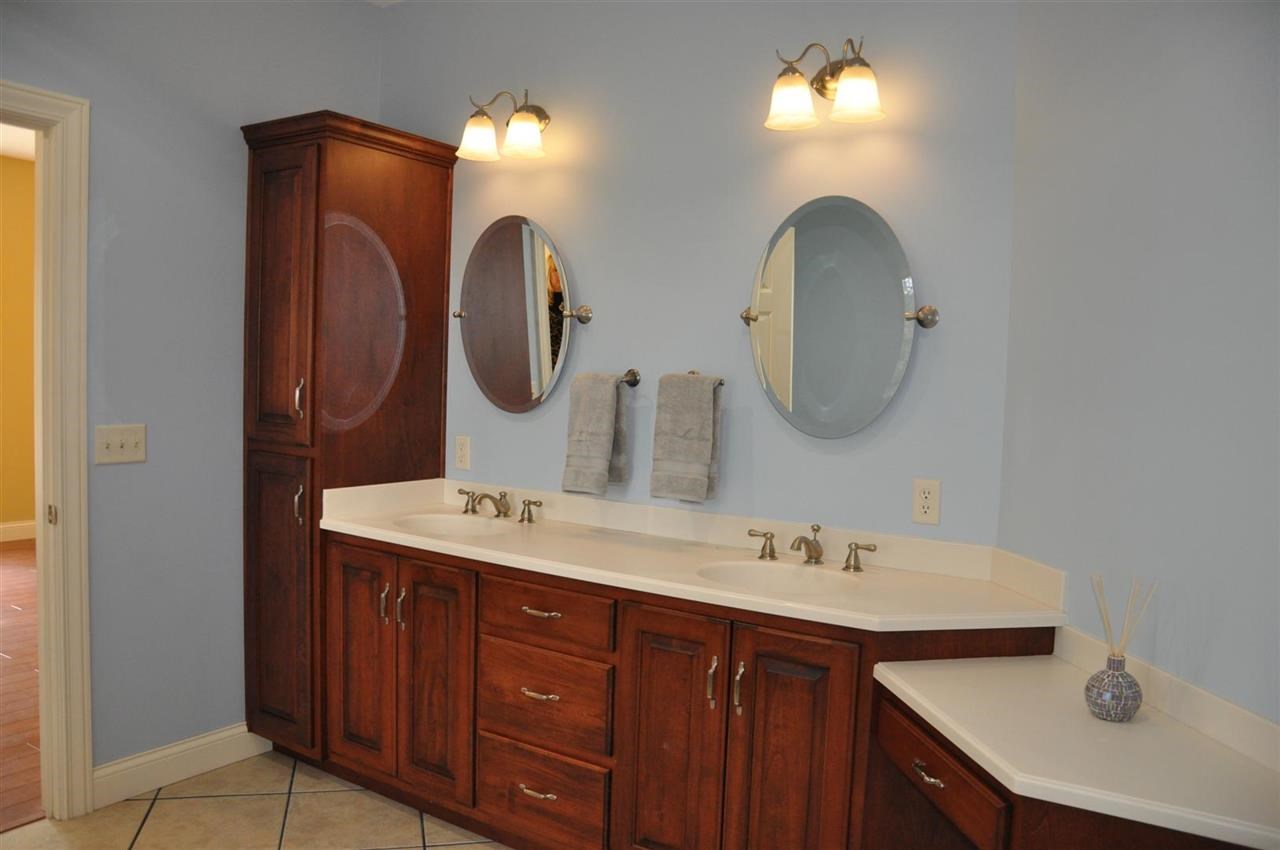 10000 Motz Rd, Evansville, IN 47720 photo 14