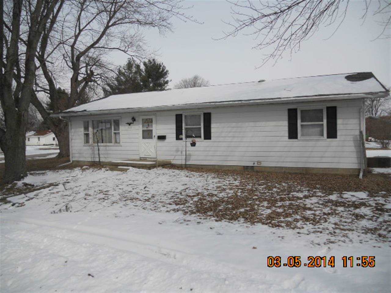 500 E 7th St, Brookston, IN 47923 photo 1