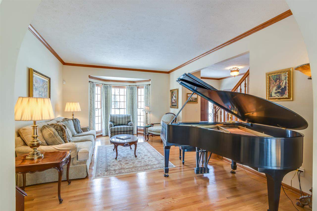 50514 Prestonwood Ct, Granger, IN 46530 photo 6