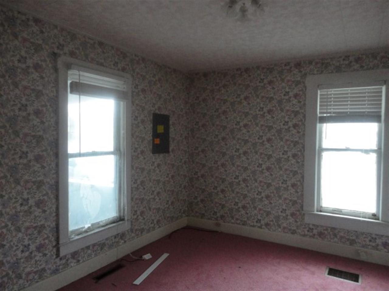 2905 S Nebraska St, Marion, IN 46953 photo 5