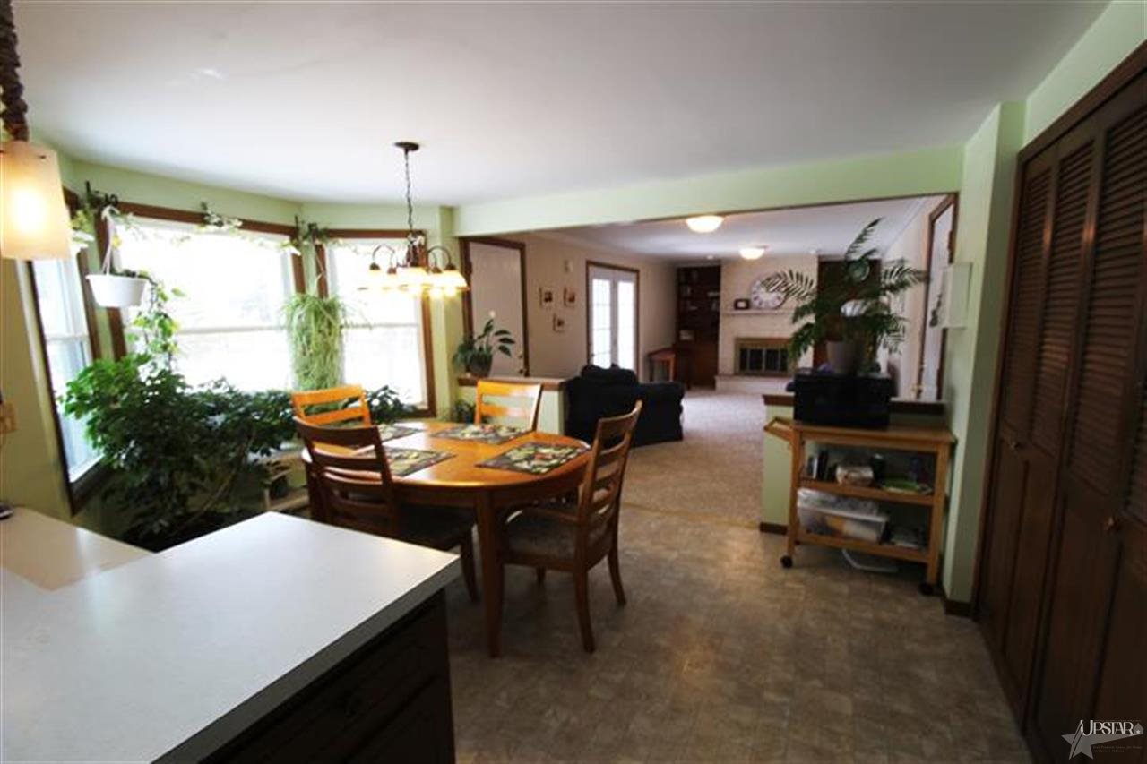 4315 Dalewood Dr, Fort Wayne, IN 46815 photo 13