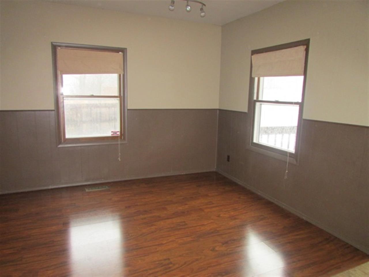 520 Mildred Ave, Fort Wayne, IN 46808 photo 2