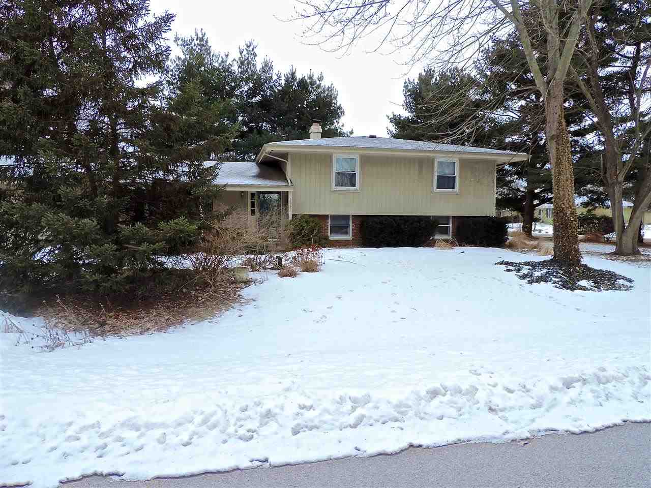 3707 Woodcliff Dr, Lafayette, IN 47905 photo 2