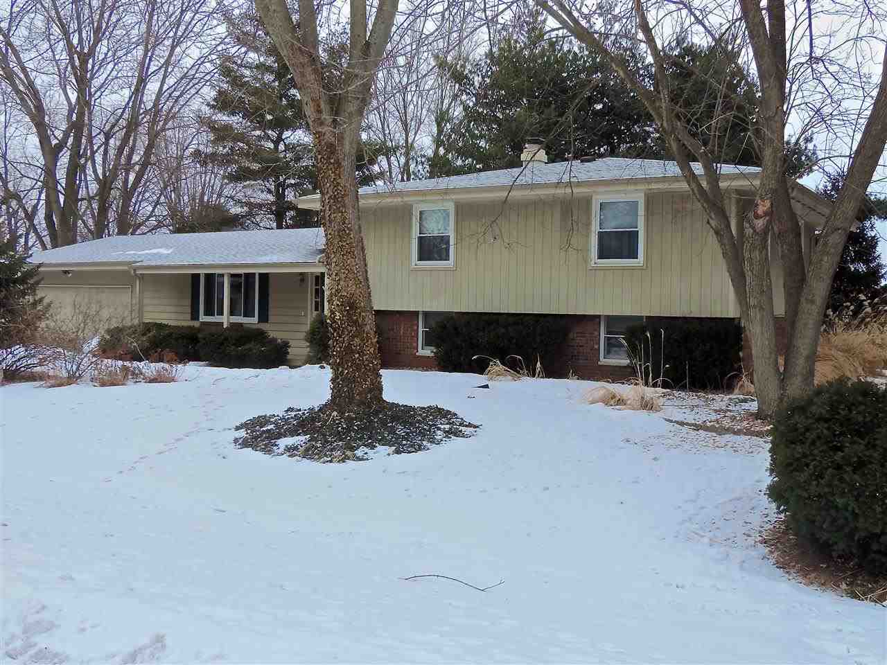 3707 Woodcliff Dr, Lafayette, IN 47905 photo 1
