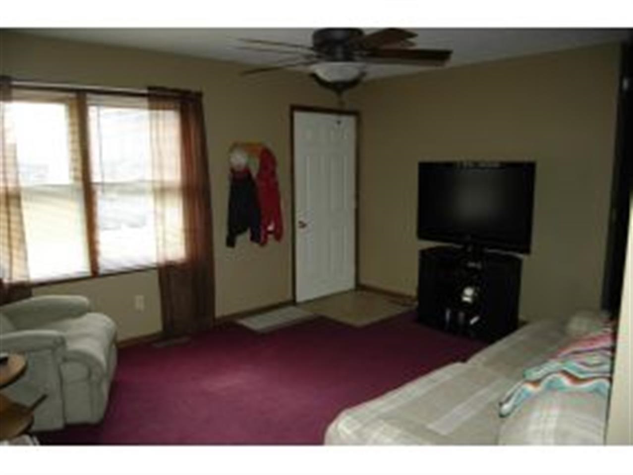 107 Westview Ct, Argos, IN 46501 photo 3