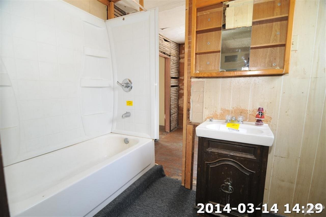 117 James St, Butler, IN 46721 photo 12