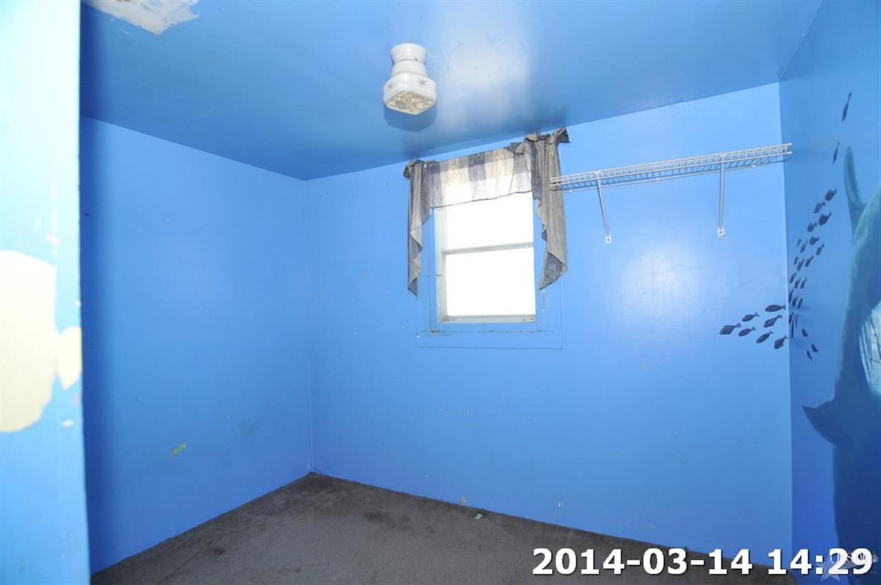 117 James St, Butler, IN 46721 photo 11