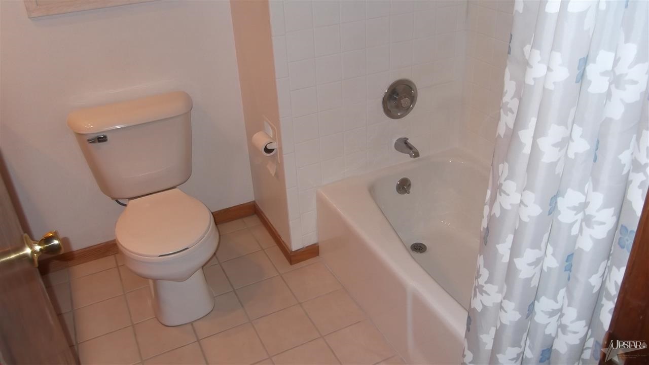 6321 Bennington Dr, Fort Wayne, IN 46815 photo 18